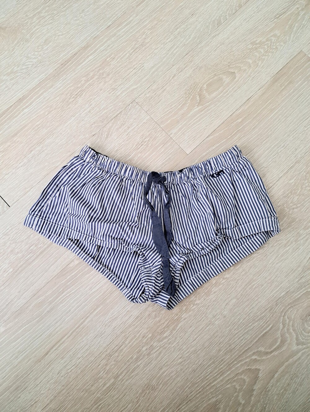 Gilly Hicks Navy & White Striped Sleep Shorts Sz S